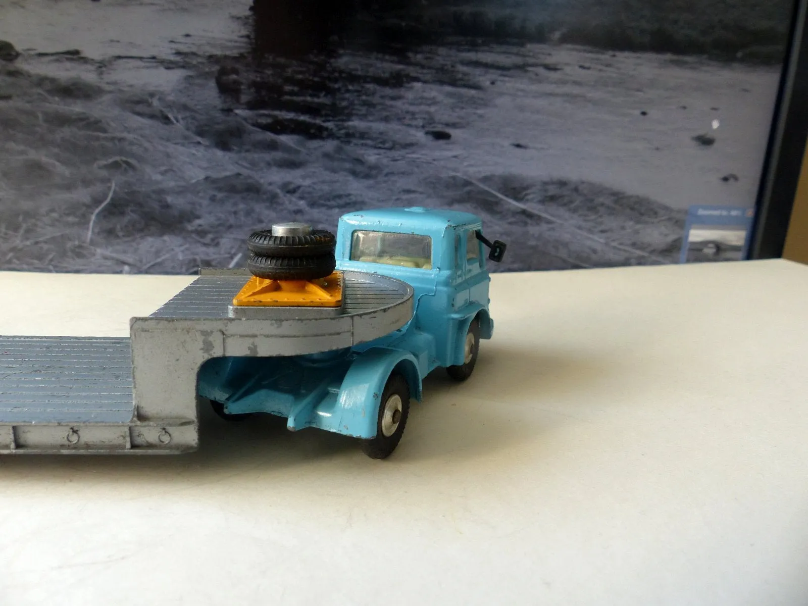 1131 Bedford TK Carrimore Machinery Carrier