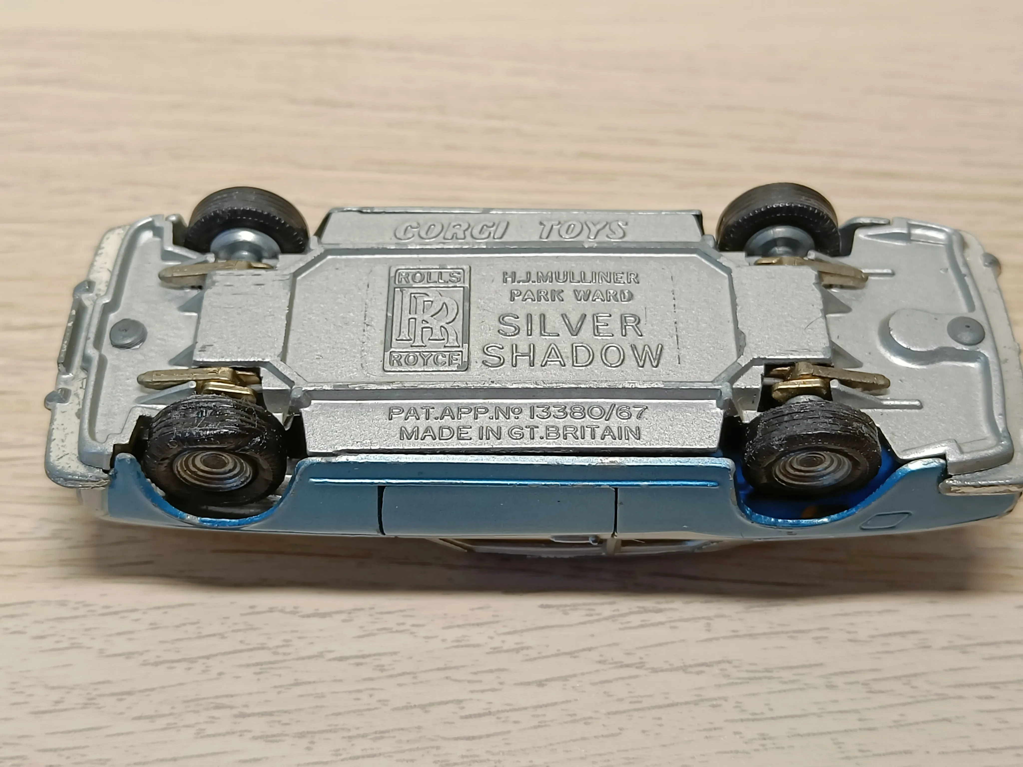 273 Rolls Royce Silver Shadow *with original box in silver / blue metallic*
