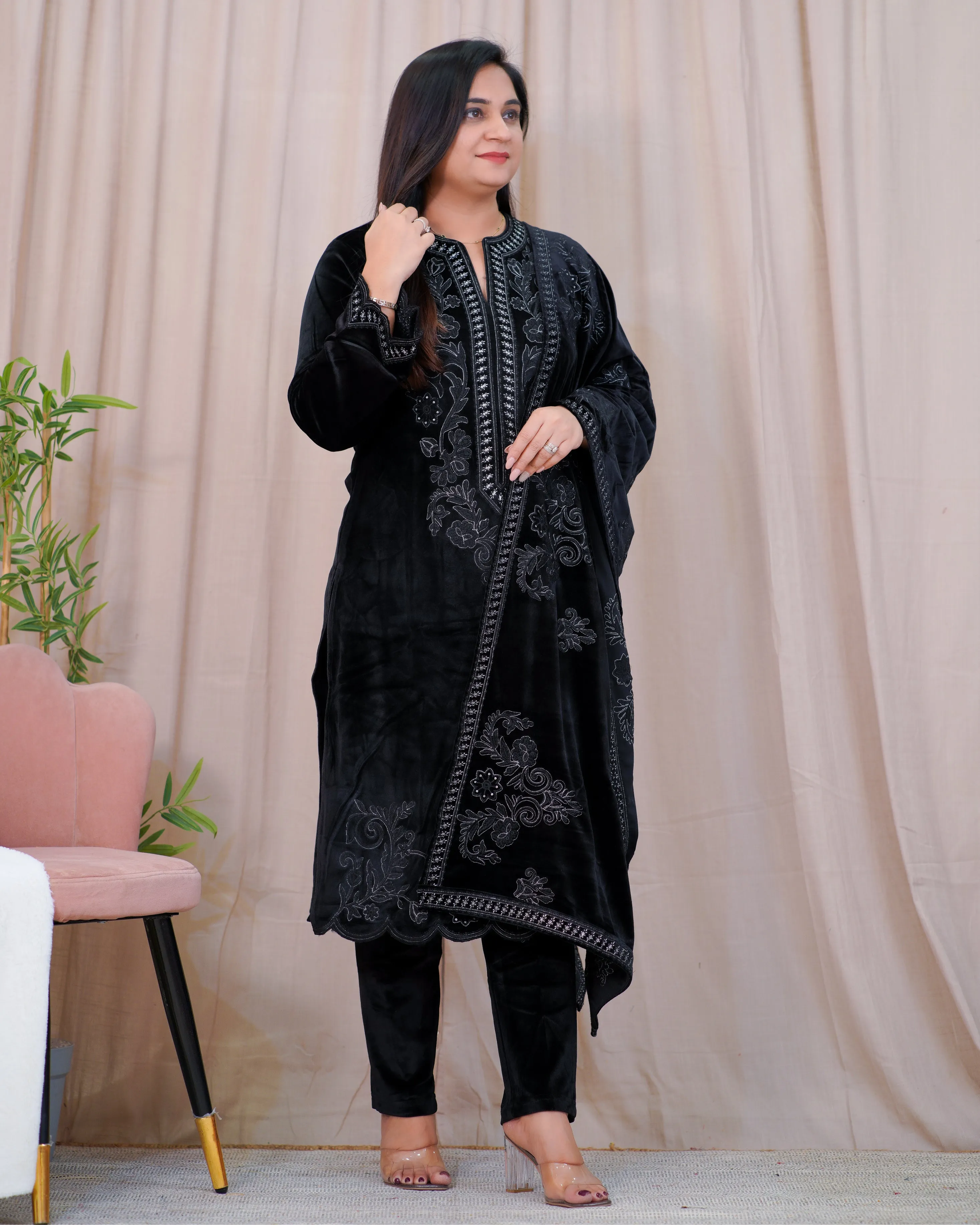 Ajooni Embroidered Premium Velvet Pant set