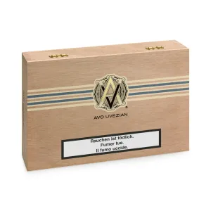 AVO Classic Robusto Cigar