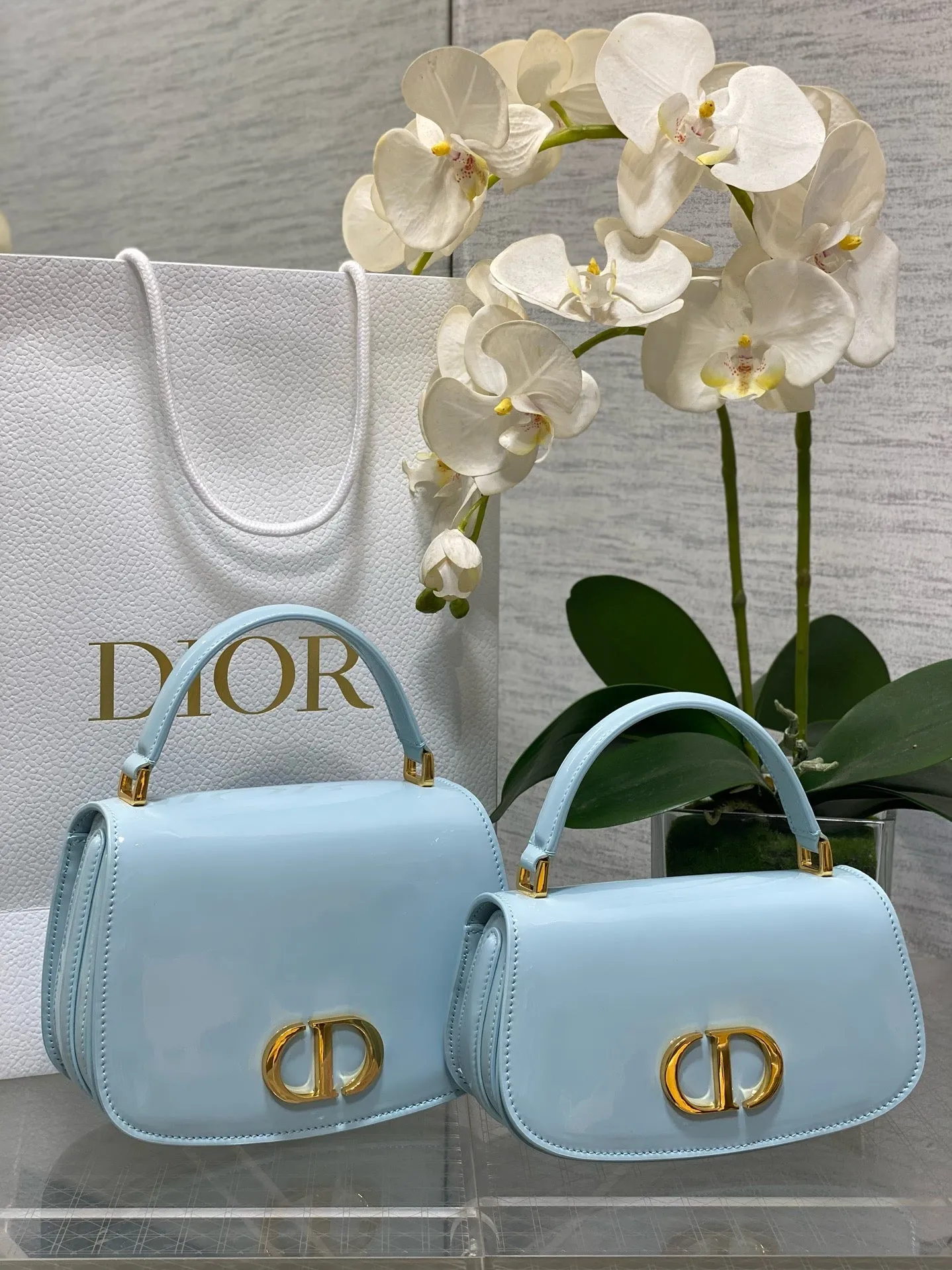 DR485 Small/Medium 30 Montaigne Avenue Top Handle Bag / HIGHEST QUALITY VERSION