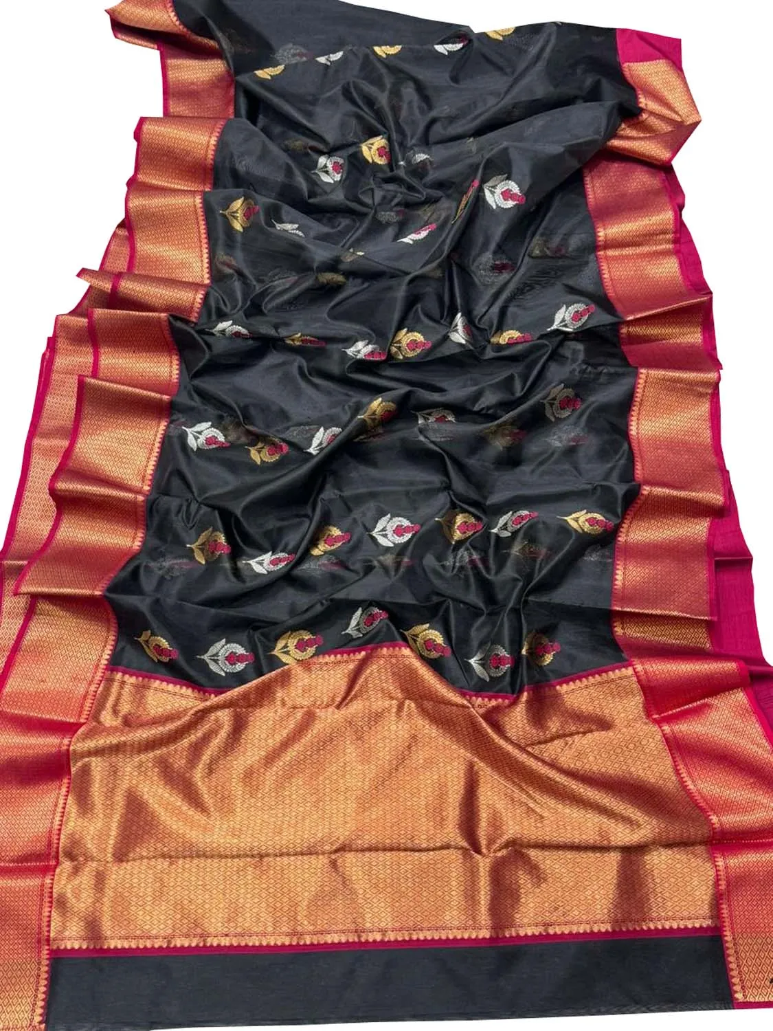Exquisite Black Chanderi Silk Saree - Handloom Beauty