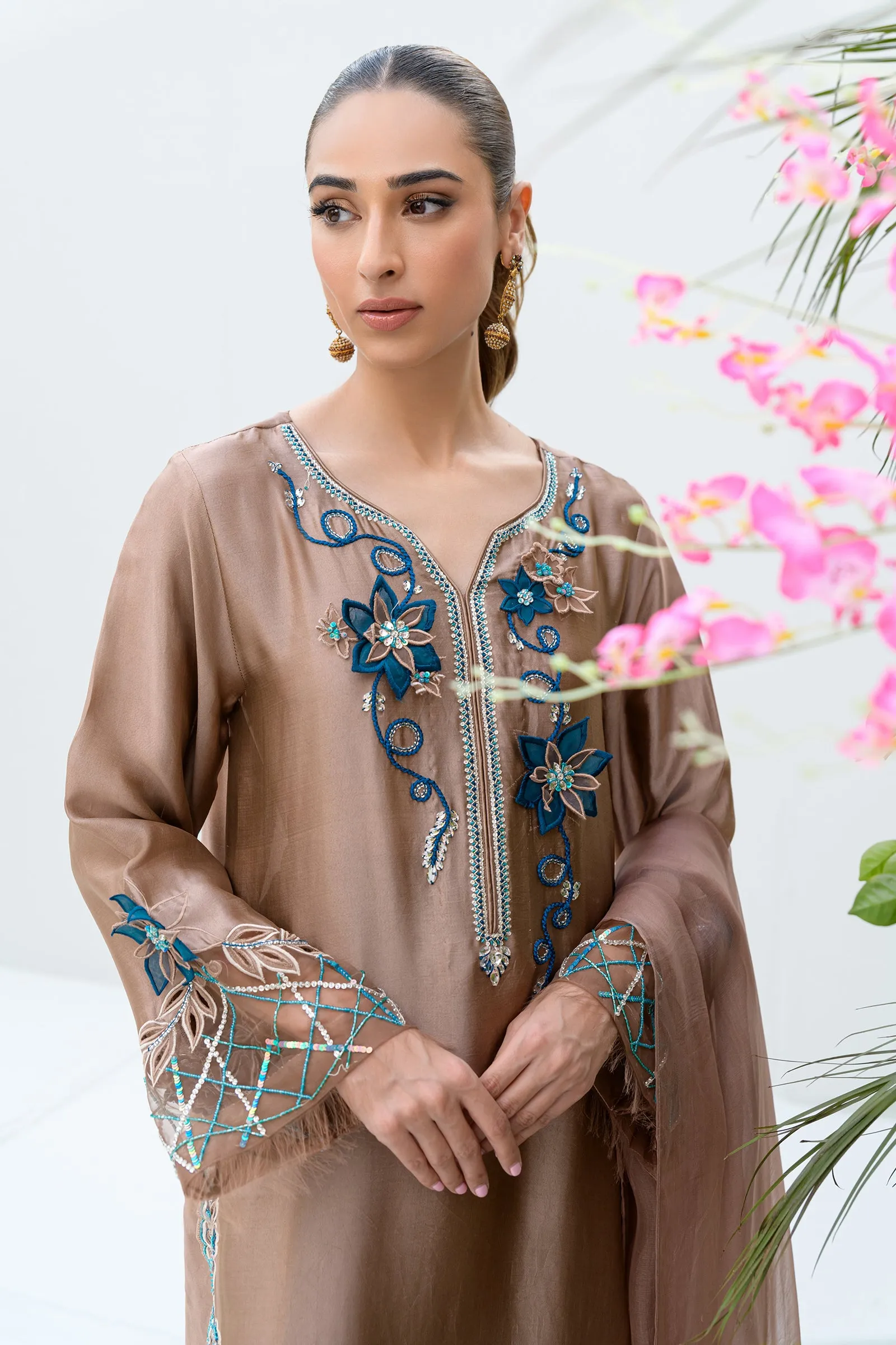 Freya,Festive Wear'24-ChestNut
