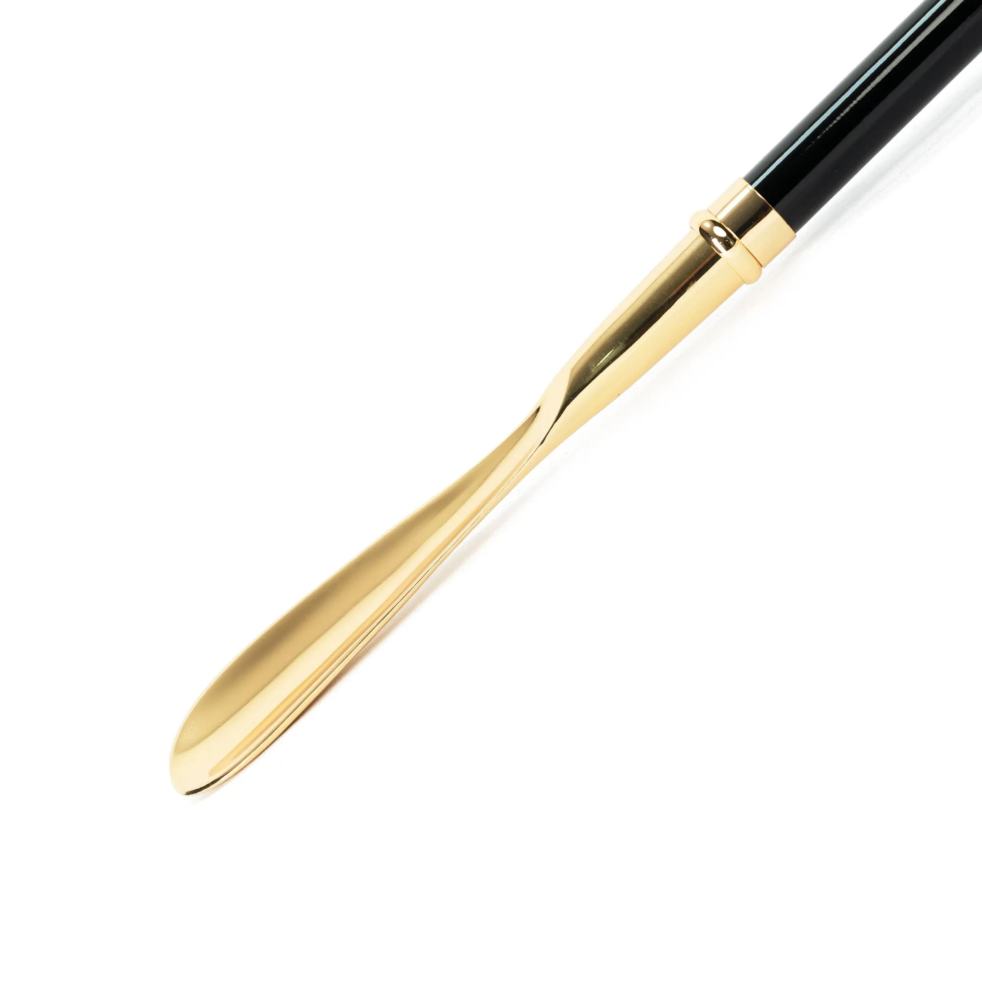 Italian Splendor: Exquisite Crystal Shoehorn Handmade with Care