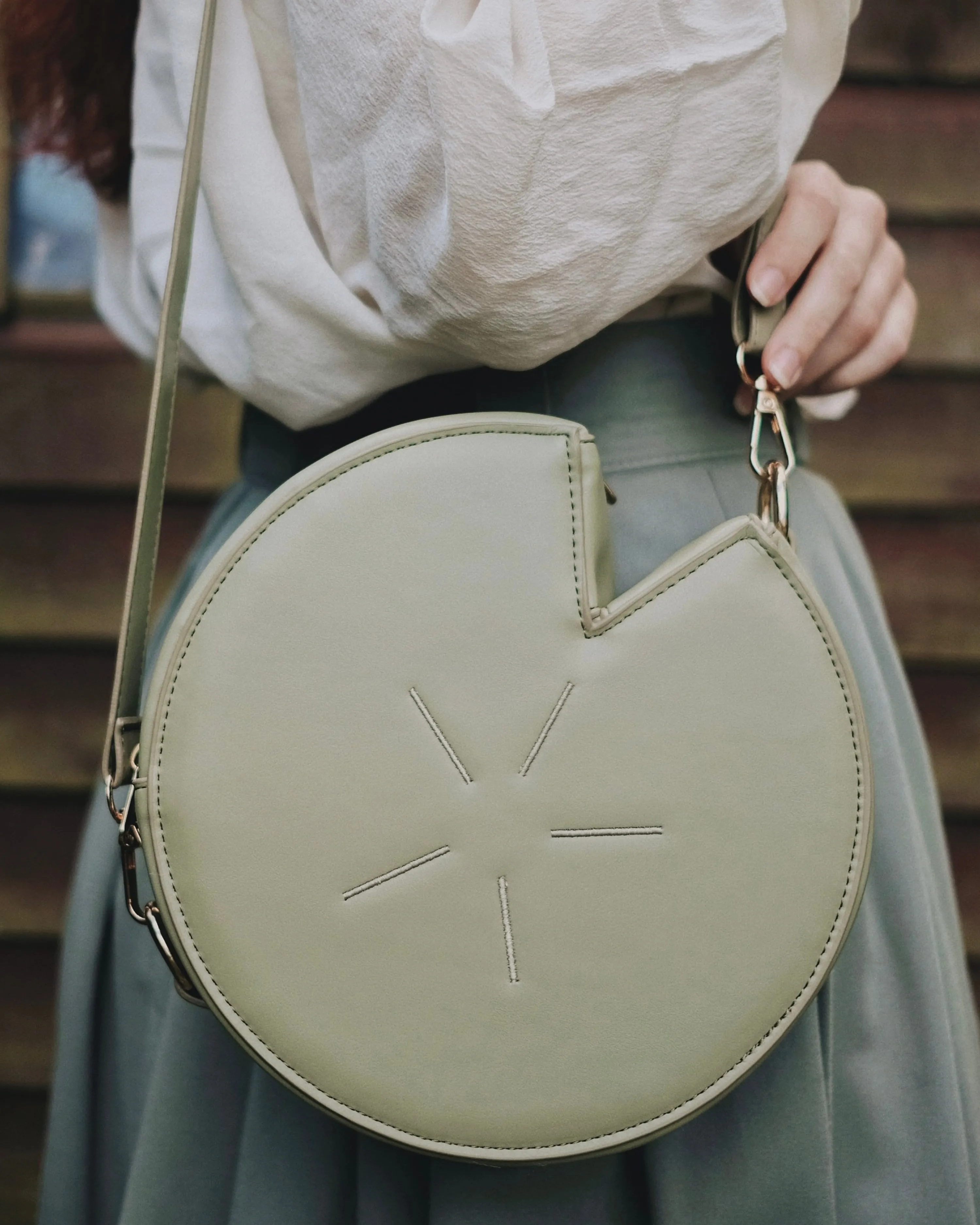 Lily pad bag