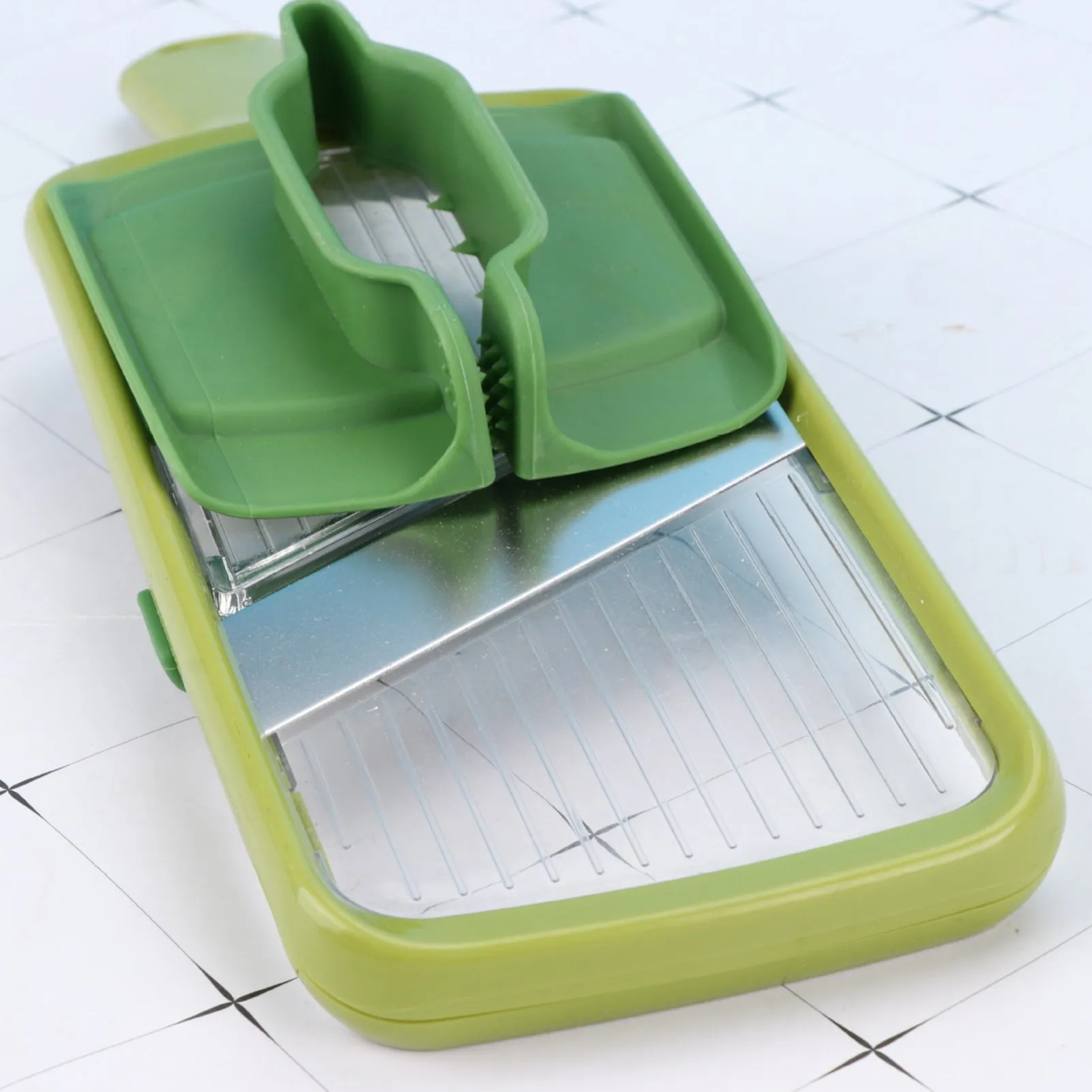Multi-functional Slicer Mandolin