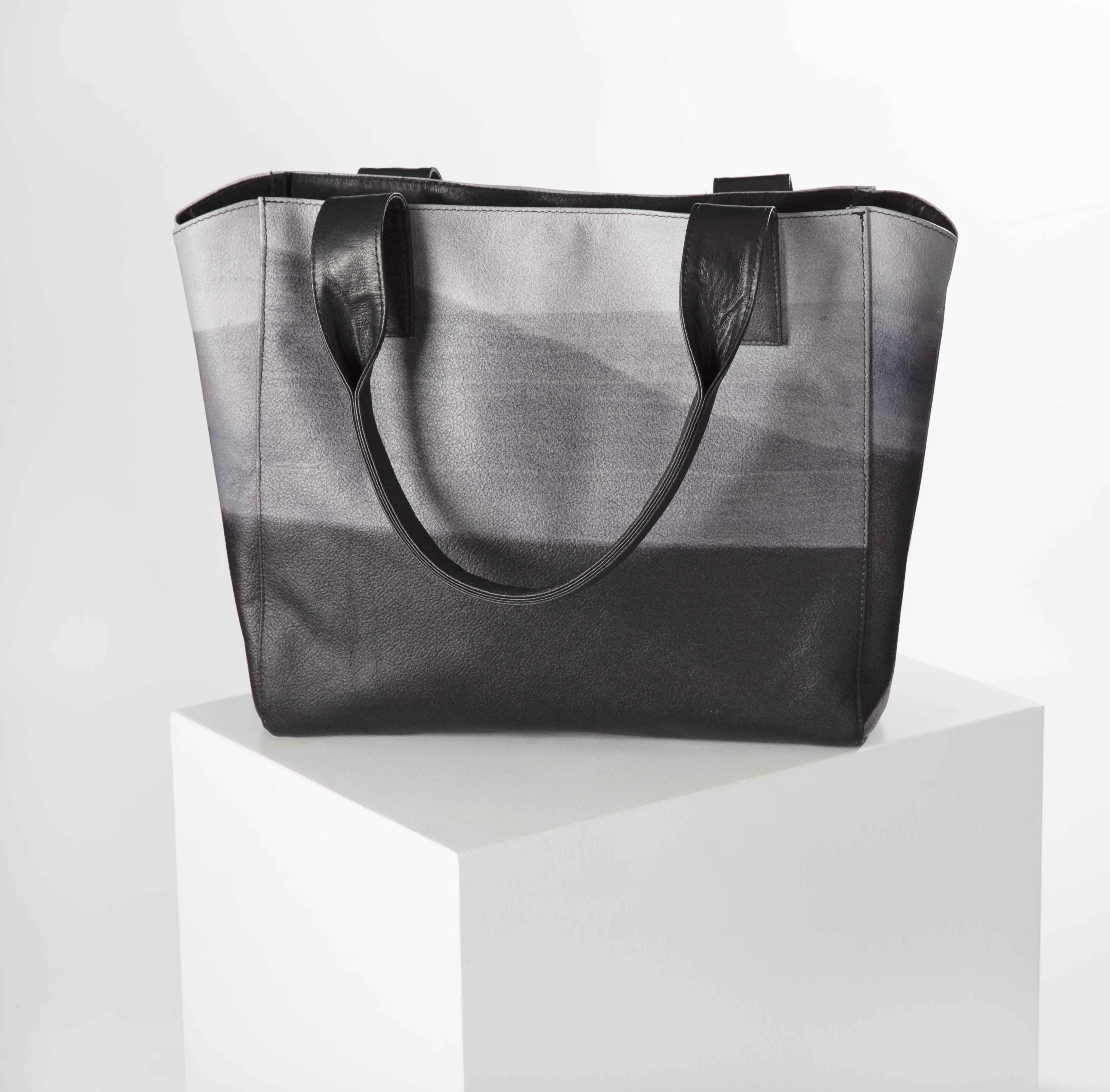 Oversized Tote- Elis