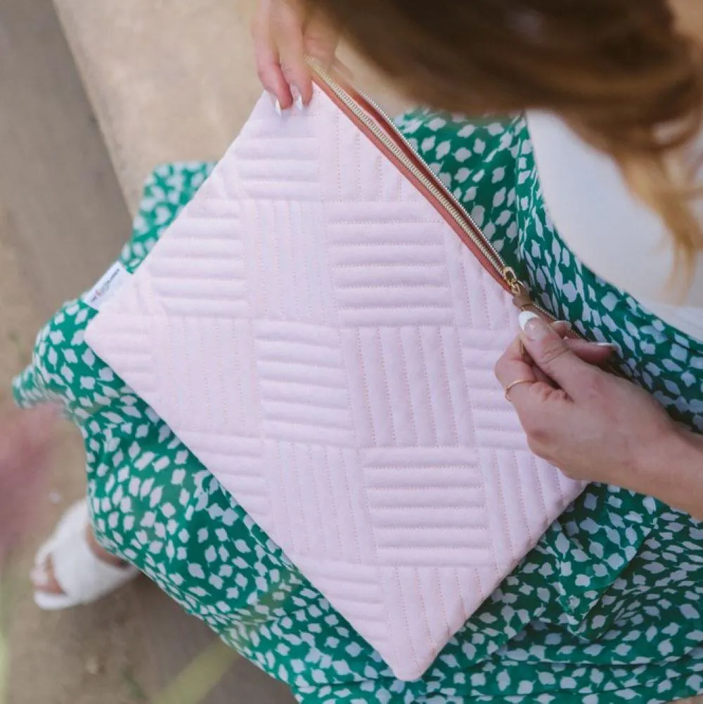 Quilted Blush Classic Zip Planner Sleeve