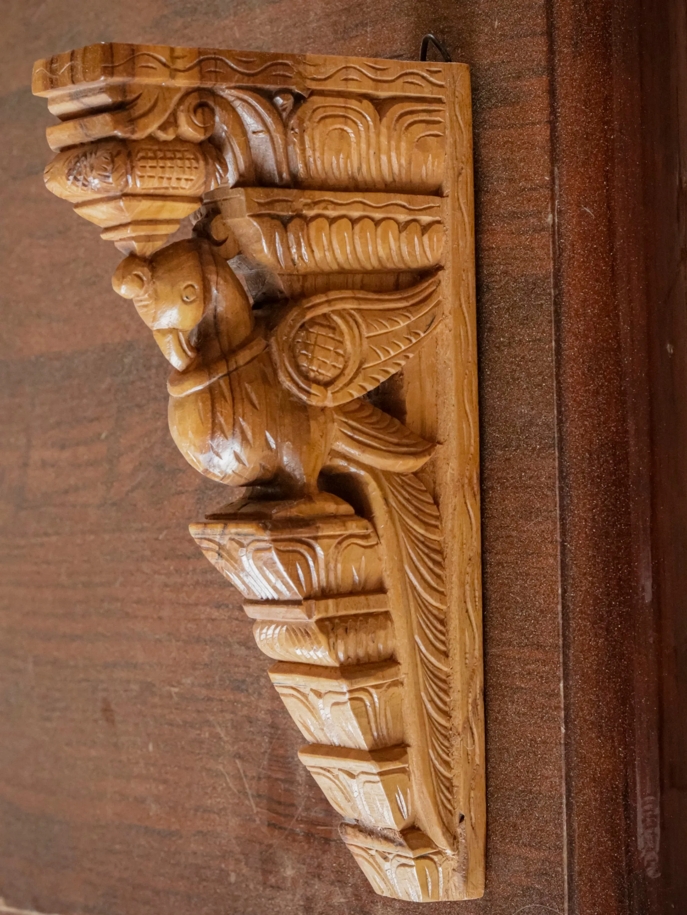 Rajshahi Southern Bird Solid teak Door Bracket