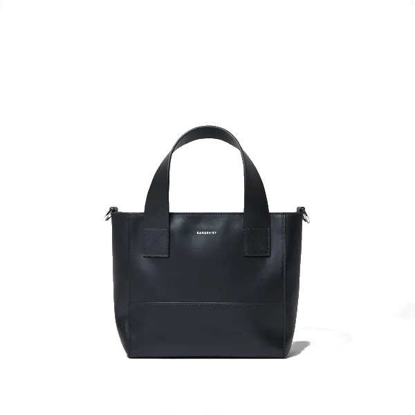 Sandqvist Cecilia (black)