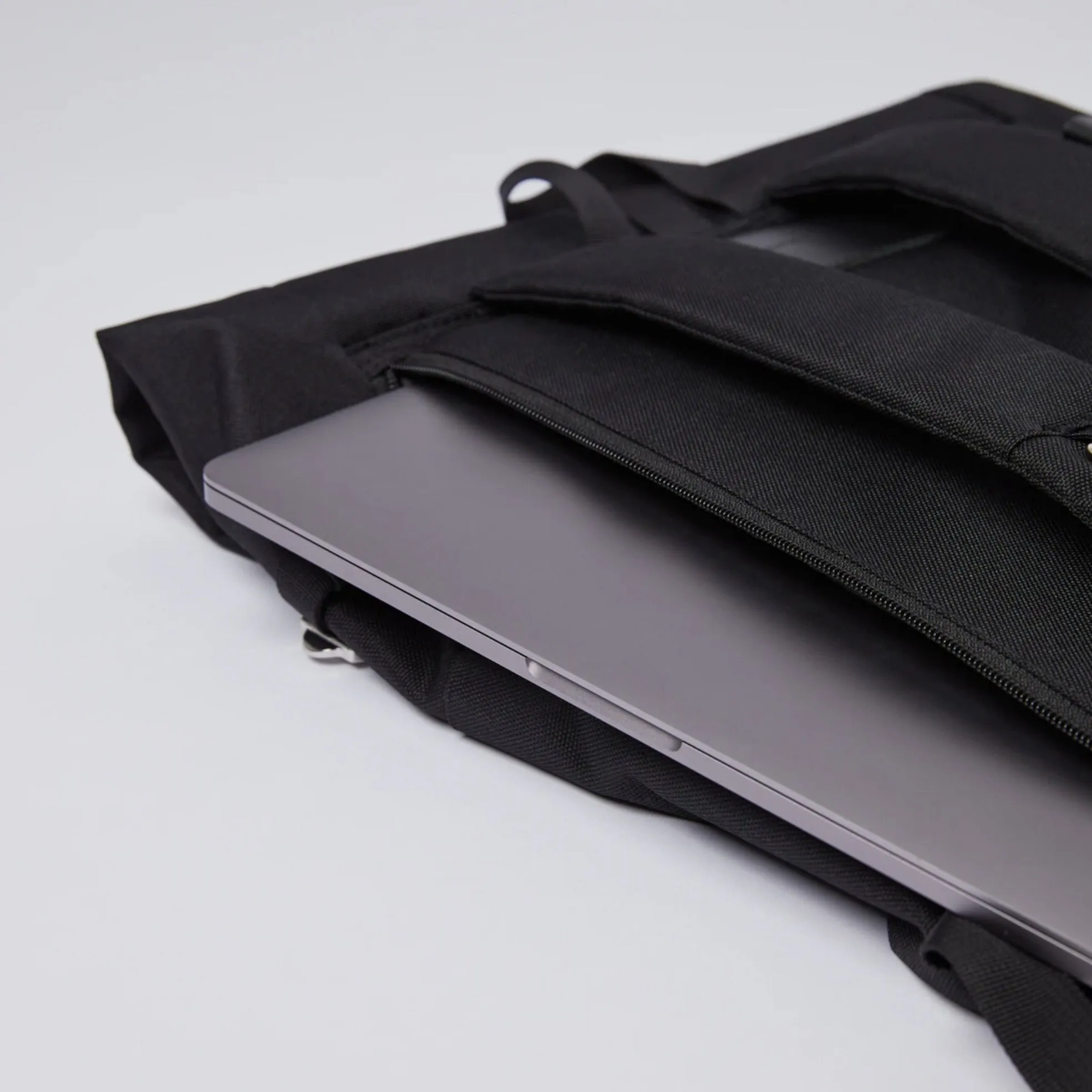 Sandqvist Ilon (black)