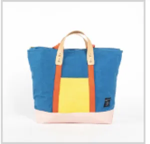 Small zippered tote / lunch bag
