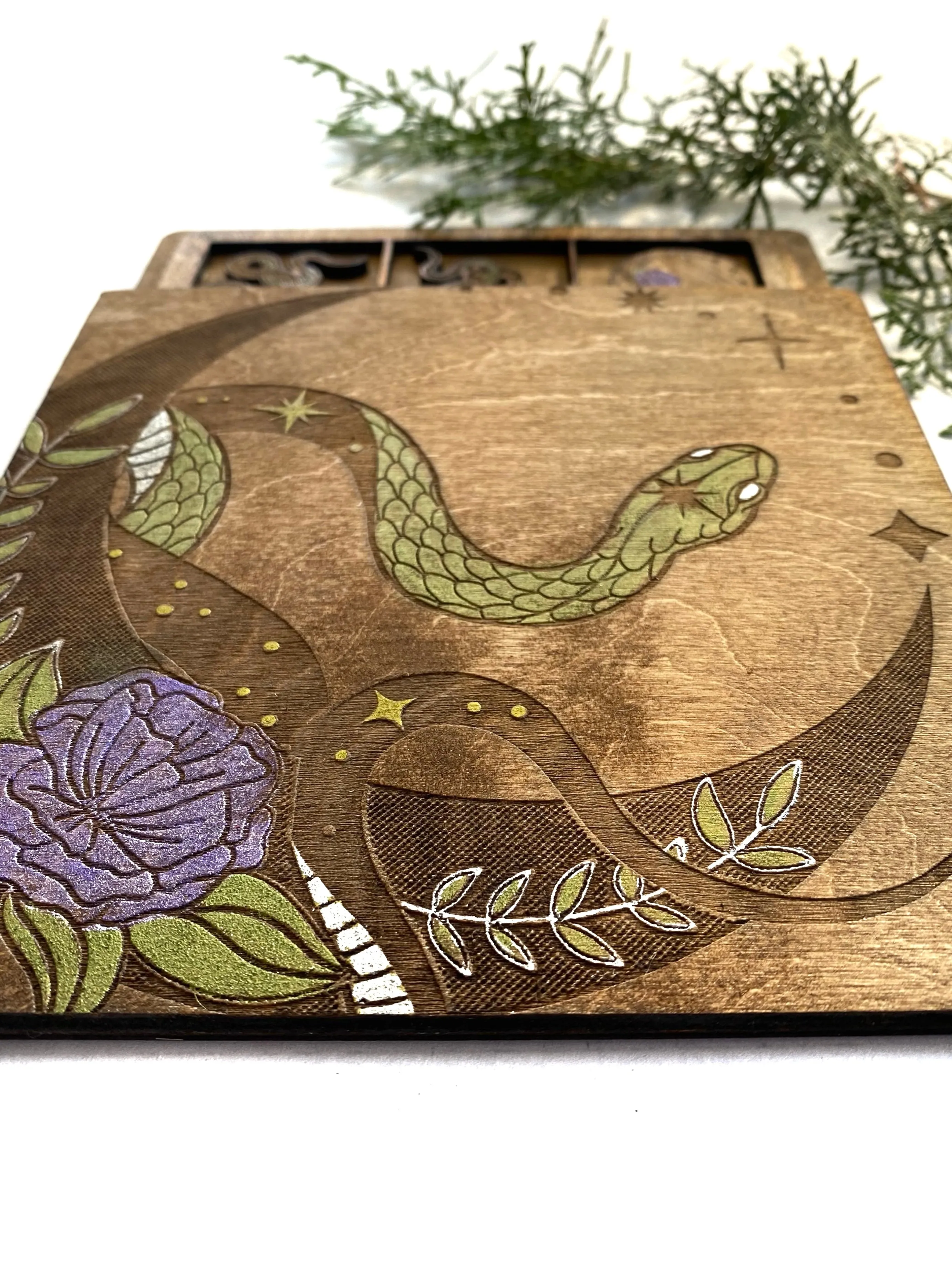 Tic Tac Toe Game - Snake and Moons