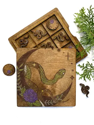 Tic Tac Toe Game - Snake and Moons