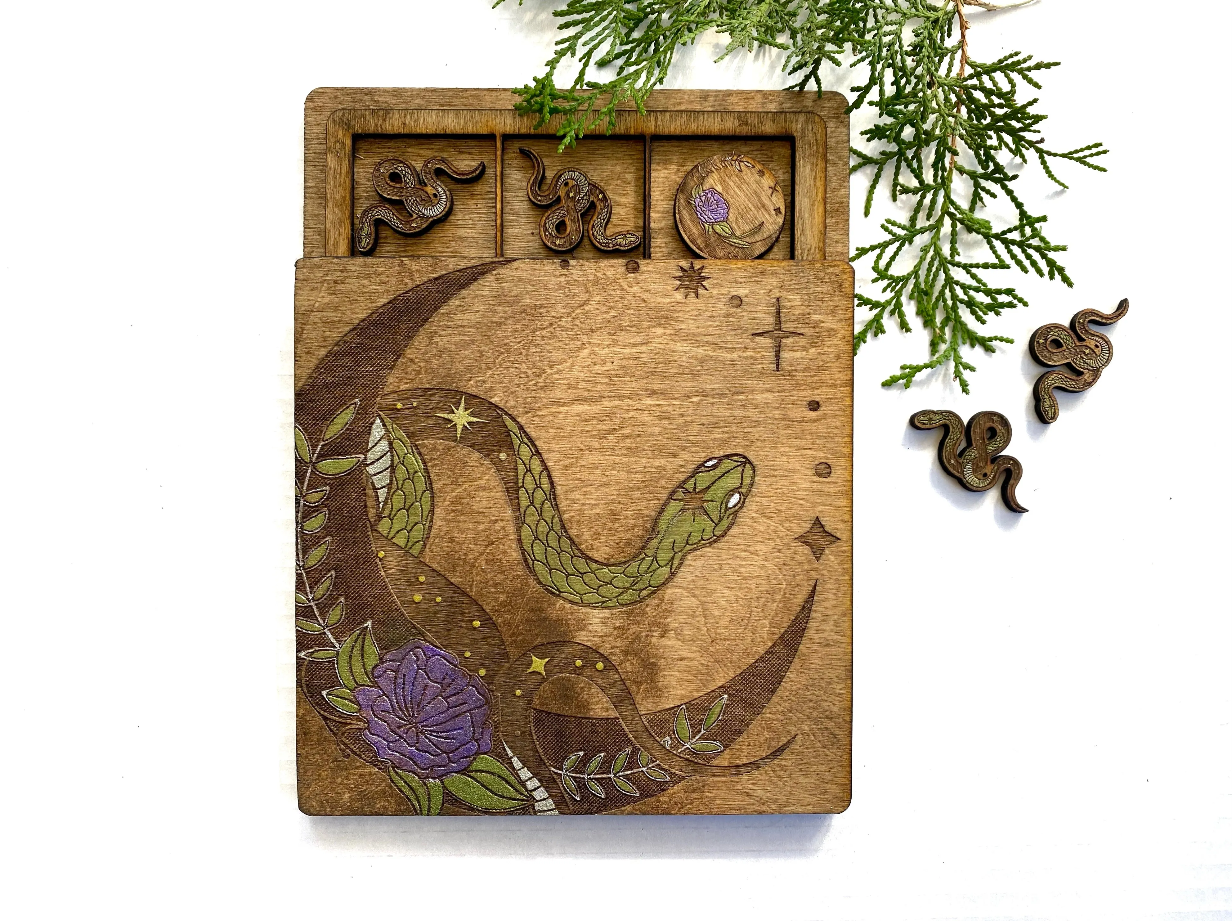 Tic Tac Toe Game - Snake and Moons