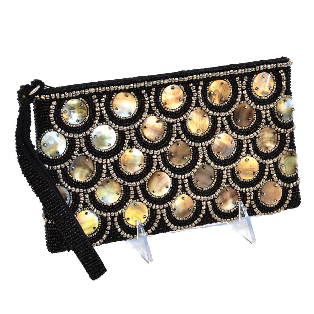 Wave Shell Wristlet